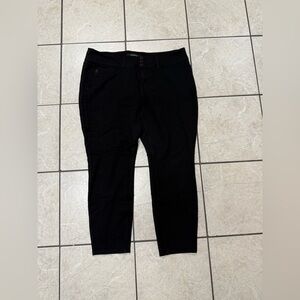 Torrid Women’s Plus Size 18 Ponte 3 Button Pull-On Pants Black